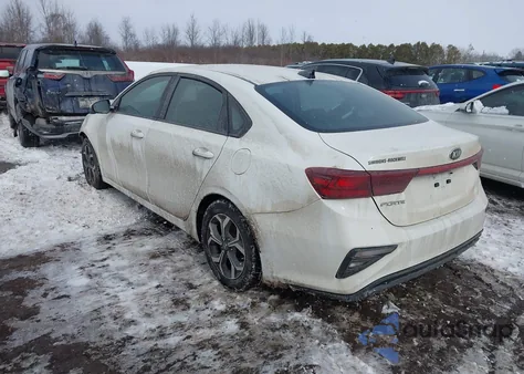 2020 Kia Forte Lxs z USA, uszkodzony, nr VIN 3KPF24AD2LE171308